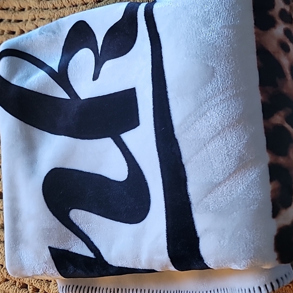 AWESOME RARE VS PINK COLORBLOCK   LEOPARD SHERPA BLANKET - Picture 10 of 11